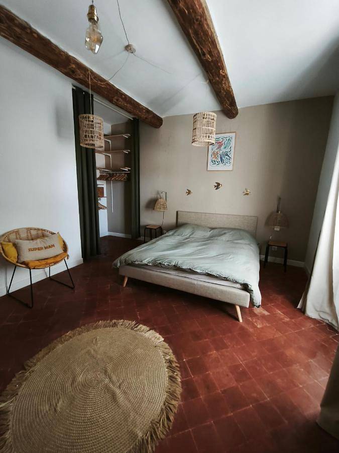 Location de vacances pour 6 personnes, avec terrasse et jardin à Villes-sur-Auzon - 4