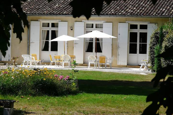 Location de vacances pour 10 personnes, avec Terrasse et Jardin à Cestas