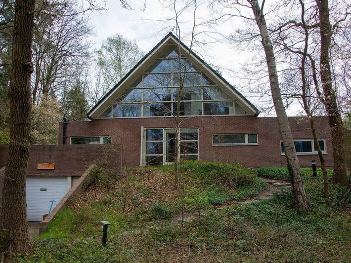 Villa voor 18 personen, with terras and tuin as well as sauna, met huisdier in het Nationaal Park Dwingelderveld