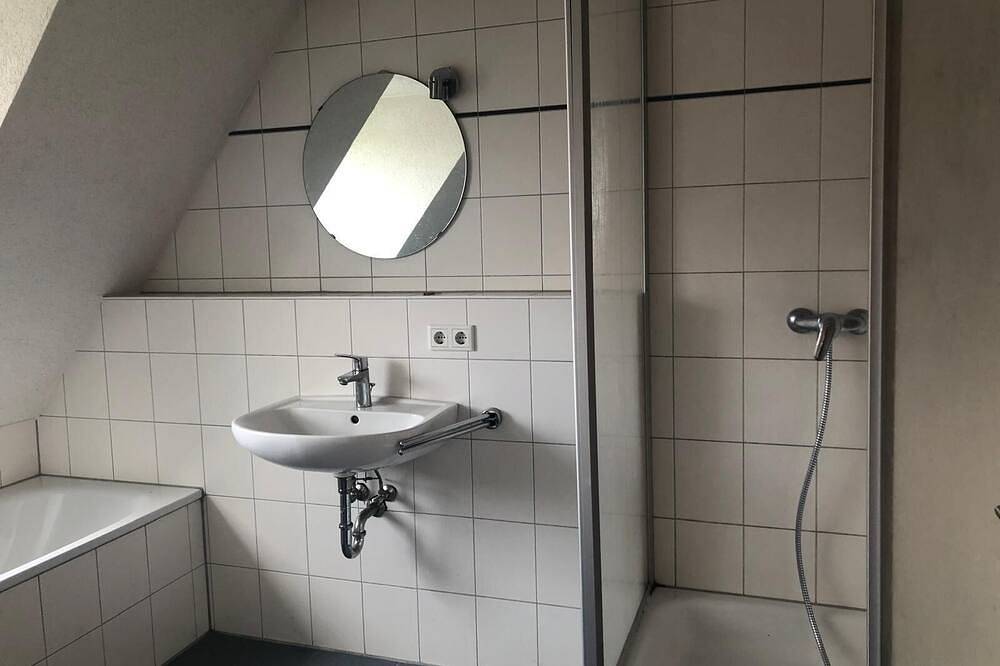 Ganze Wohnung, Wohnung im Herzen des Weserberglandes in Holzminden, Landkreis Holzminden