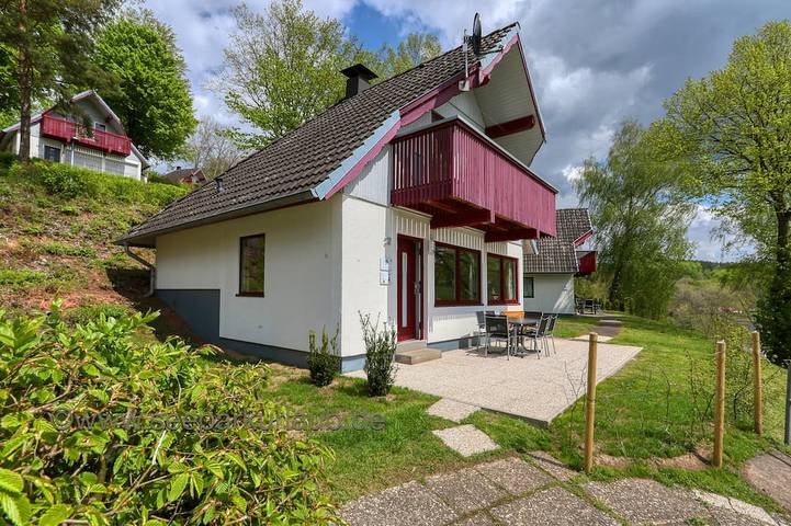 Ferienhaus für 6 Personen, mit Balkon und Garten - 1