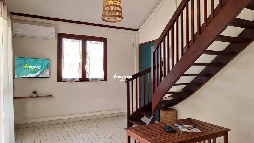 Gîte pour 8 personnes, avec terrasse dans Saint-Gilles les Bains - 4