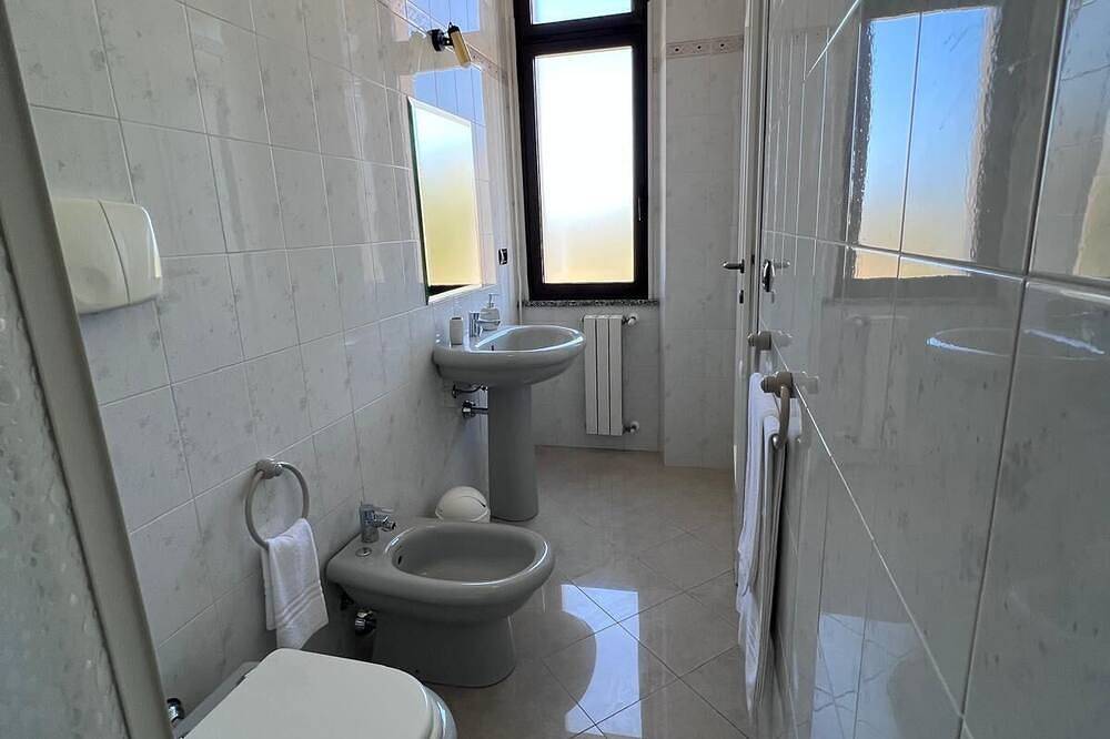 Camera Matrimoniale Vista mare Bagno privato in Gonnesa, Iglesiente