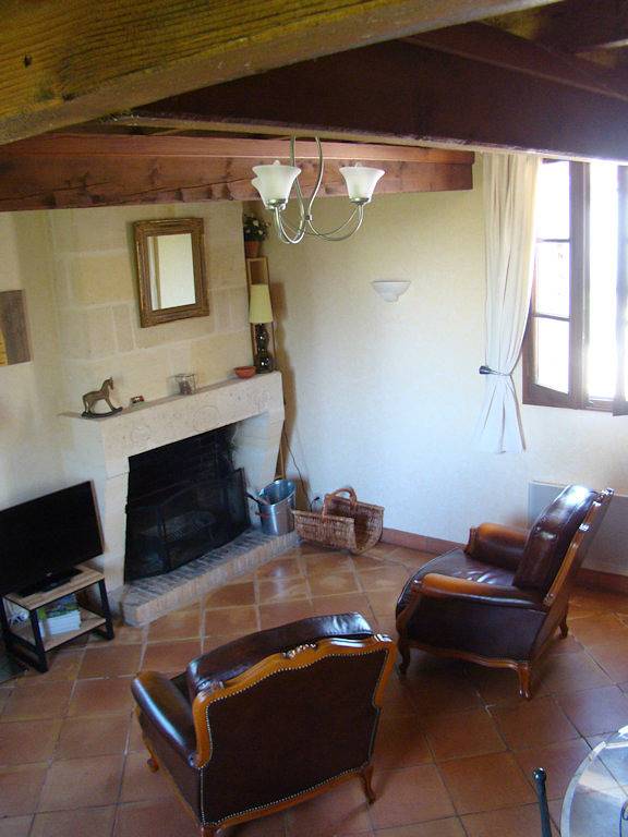 Gîte pour 5 personnes, avec piscine ainsi que jardin et terrasse en Gironde - 3