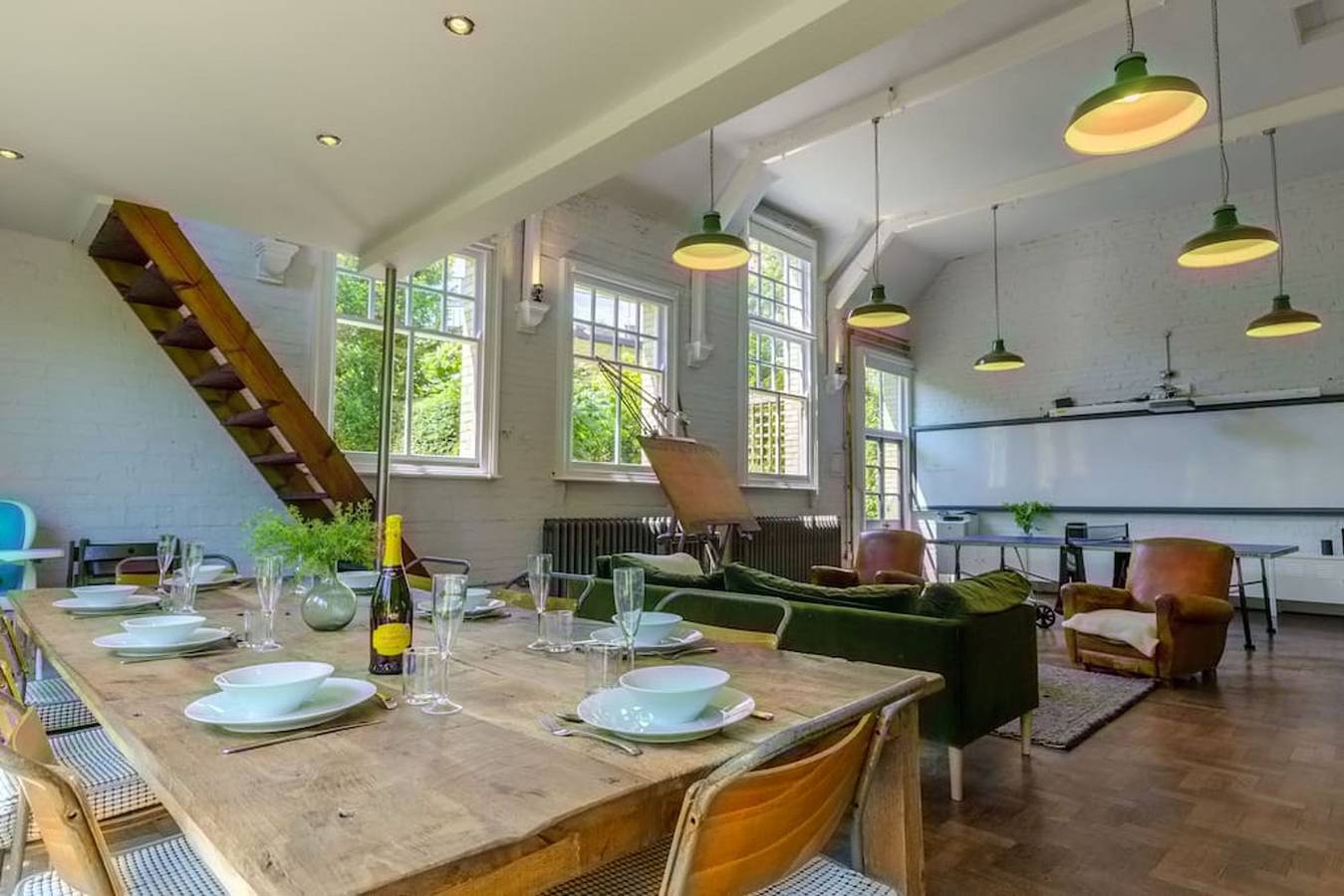 Entire Victorian schoolhouse with hot tub and harbour views in Polperro, Fowey