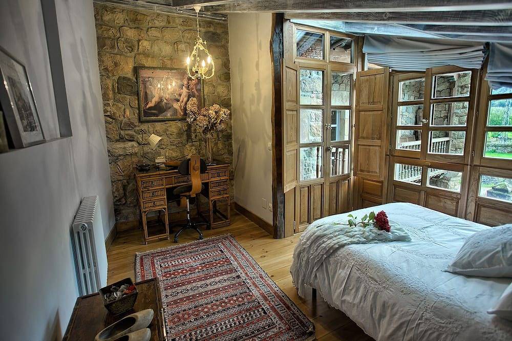 La Casita-Casa Rural La Curva de María en plena Reserva del Saja Parque Natural in Renedo de Cabuérniga, Cabuérniga