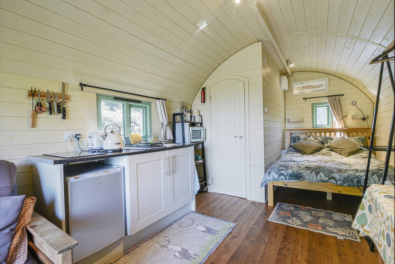 Pendragon Pod in Axminster, Devon
