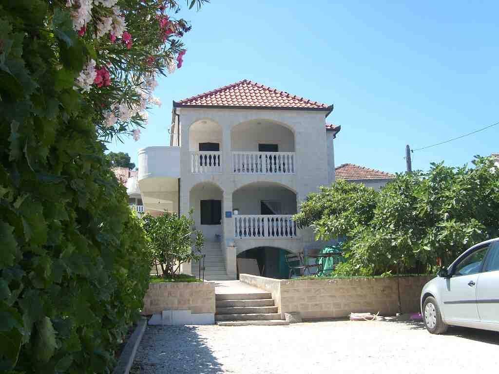 Ganze Wohnung, 1-Zimmer-Ferienwohnung am Strand Sutivan, Brac A-2943-a in Sutivan, Brac