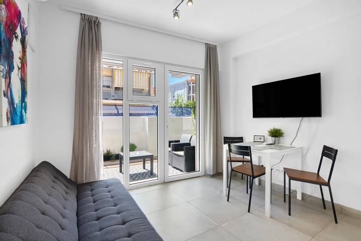 Apartamento entero, Apartamento vacacional "Soleole2" con terraza compartida y Wi-Fi in Platja Nord de Gandia (Gandia), Playa de Gandía