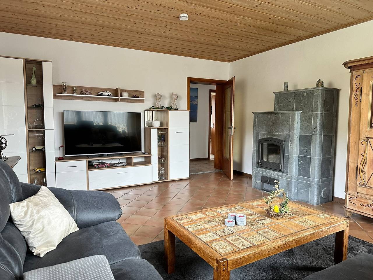 Ganze Ferienwohnung, Ferienwohnung Niedermeier im 1. Stock in Peiting, Romantische Straße