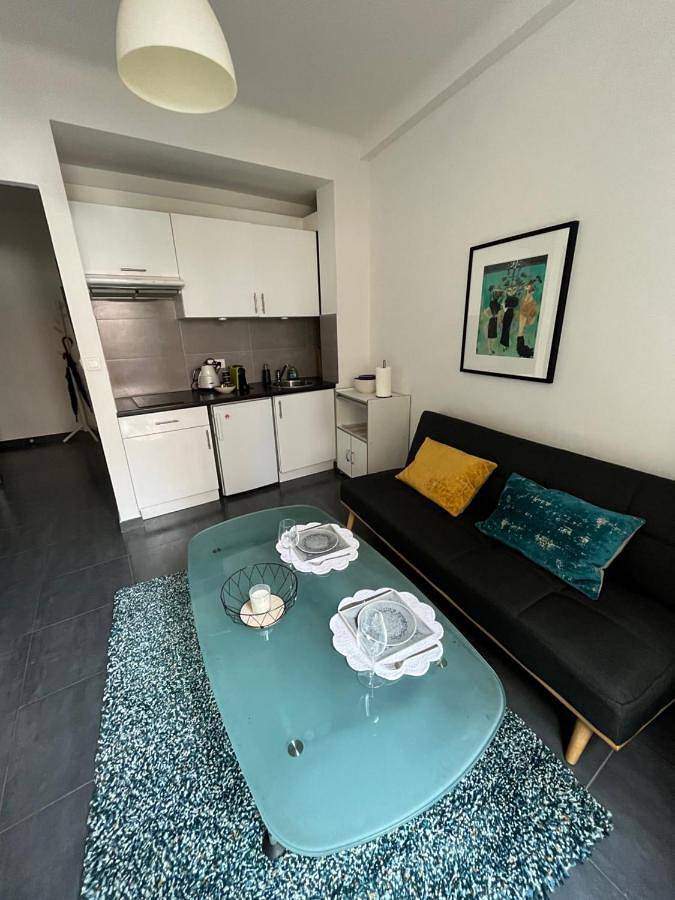 Gîte pour 2 personnes, avec terrasse et vue dans Office De Tourisme De Beaulieu Sur Mer - 2