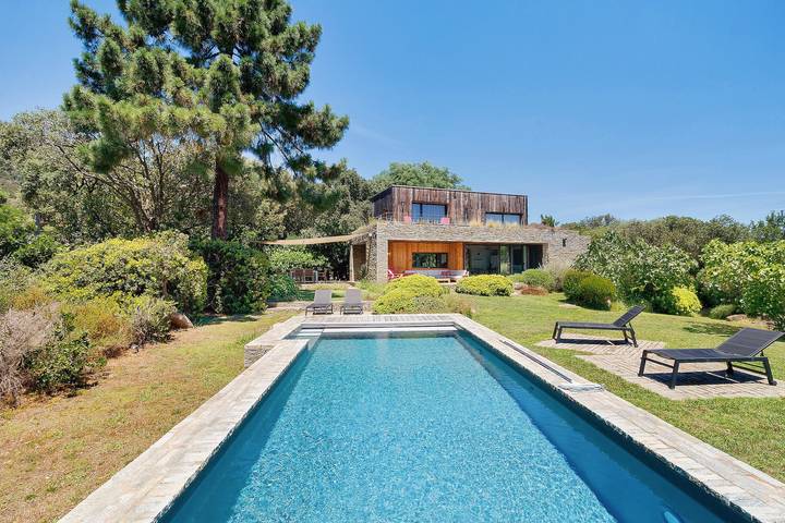 Maison de vacances pour 8 personnes, avec Jardin et Bassin pour enfant dans Palombaggia