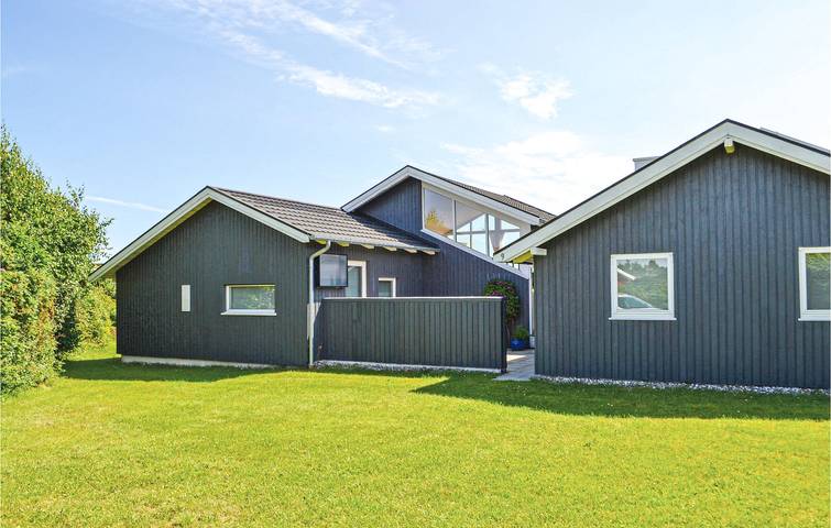 Ferienhaus für 8 Personen, mit Terrasse und Whirlpool sowie Sauna und Garten in Egsmark Strand - 2