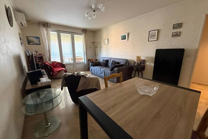 Location de vacances pour 4 personnes, avec Balcon dans Cros de Cagnes