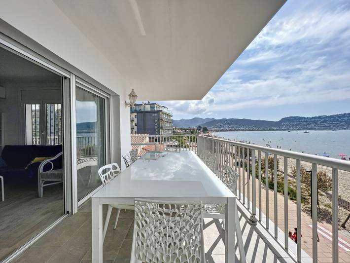 Holiday apartment for 8 people, with balcony - 1