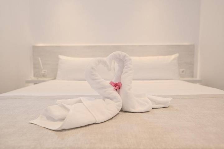 Casa rural para 26 personas, con jardín y vistas además de piscina para niños y piscina en Adeje - 2