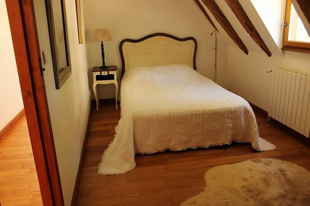 Gîte de La Devèze - salle de cinéma privée - accueil chevaux in Cœur de Causse, Quercy