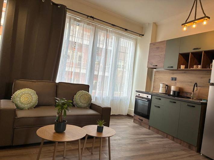 Gîte pour 4 personnes, avec balcon dans Veria