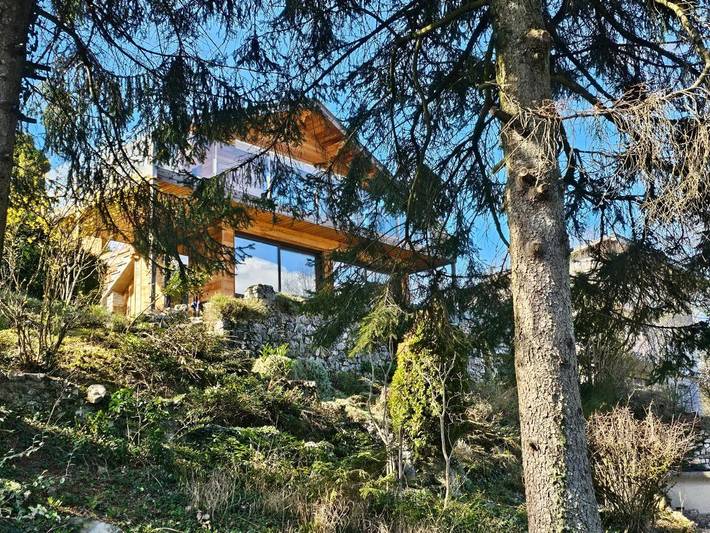 Chalet voor 4 personen, with Balkon and Terras as well as Tuin and Uitzicht in Annecy