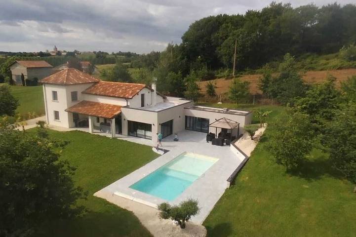 Location de vacances pour 10 personnes, avec Balcon et Jardin à Caumont (Gers)