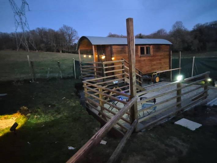 Gîte pour 2 personnes, avec jardin et jacuzzi à Saint-Moreil - 2