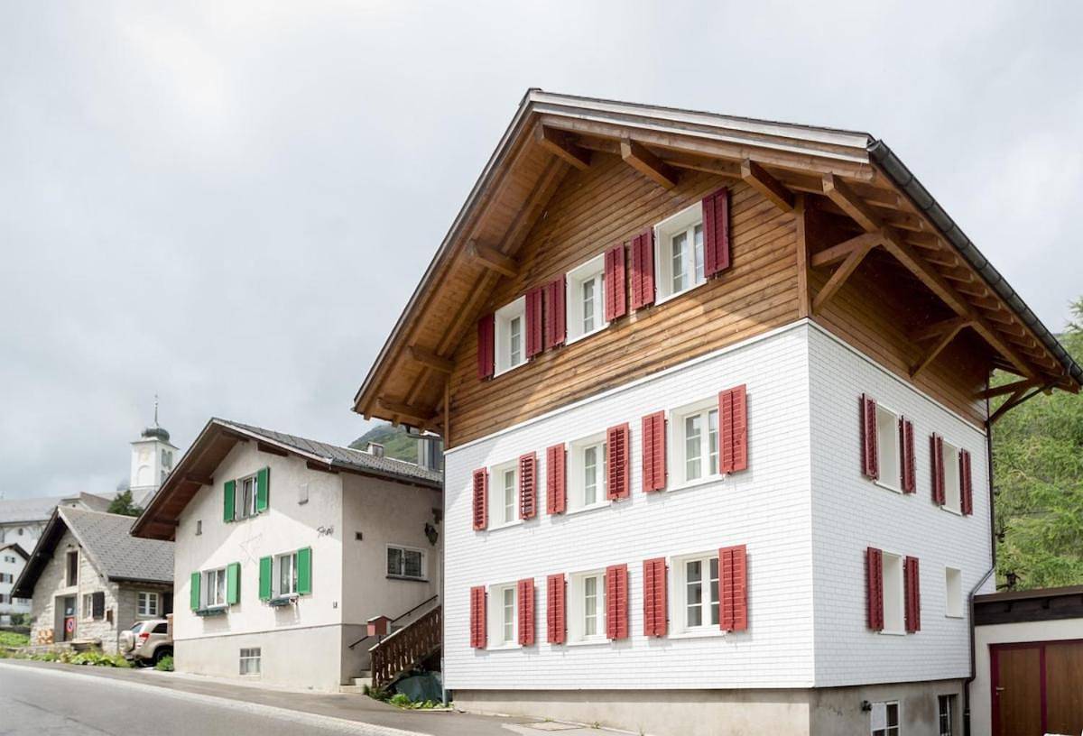 Ganze Wohnung, Five-Bedroom House in Hospental, Skiarena Andermatt-Sedrun