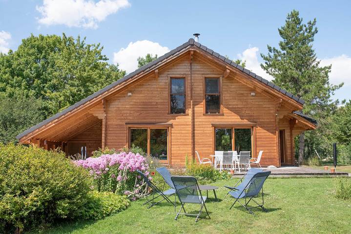 Gîte pour 6 personnes, avec jardin et terrasse
