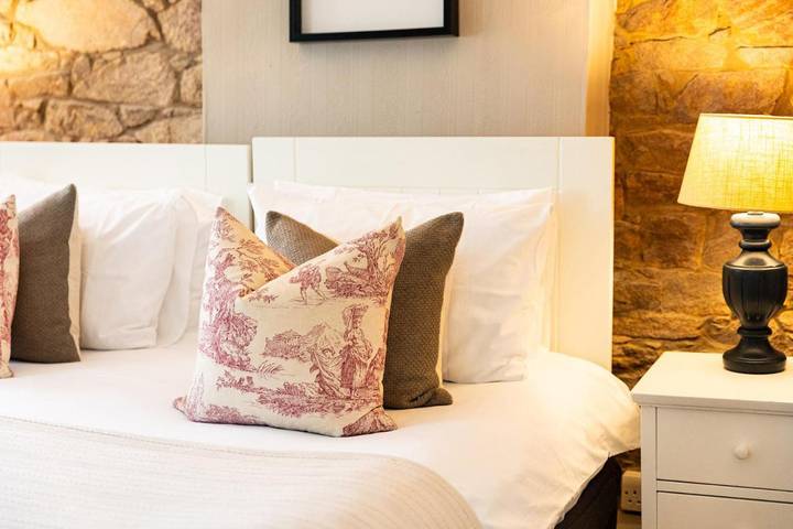 Location de vacances pour 2 personnes, avec jardin et vue dans Îles Anglo-Normandes - 3