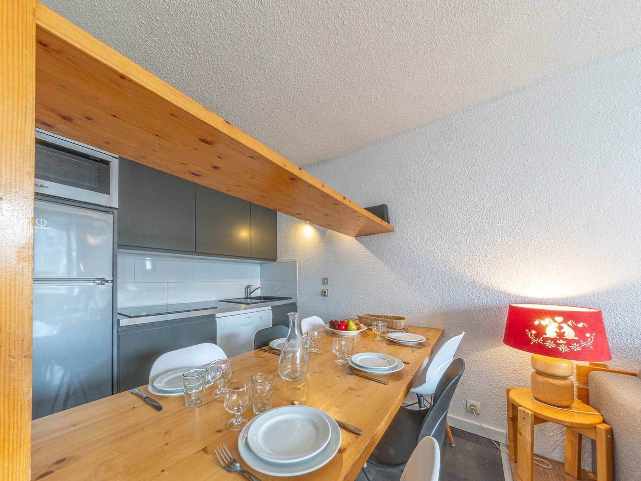 Appartement entier, Appartement lumineux Sud à La Daille avec Wifi et Animaux admis, skis aux pieds in Val-d'Isère, Massif de la Vanoise