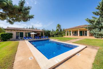 Villa in el Vilà, Pollença für 8 
