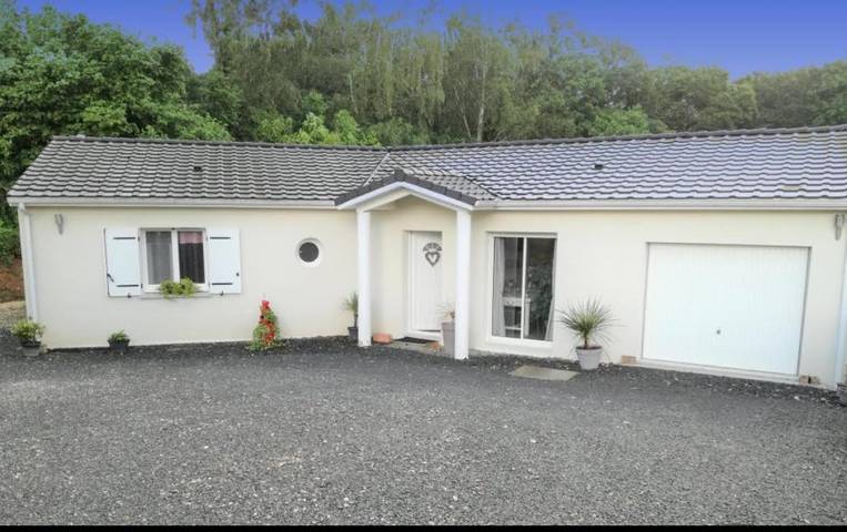 Location de vacances pour 6 personnes, avec jardin à Notre-Dame-de-Sanilhac - 2