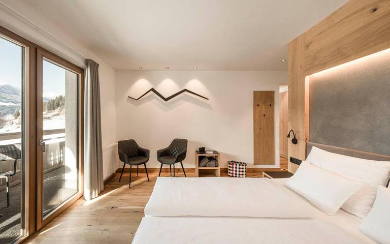 Hôtel pour 4 personnes, avec jacuzzi et sauna ainsi que piscine et jardin, animaux acceptés à Vipiteno - 2