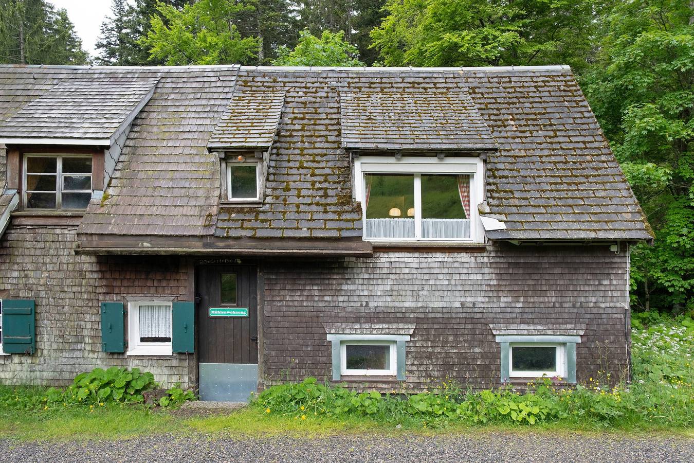 Apartamento entero, Apartamento vacacional 'Mühle' con vistas a la montaña y Wi-Fi in Feldberg, Selva Negra (zona sur)