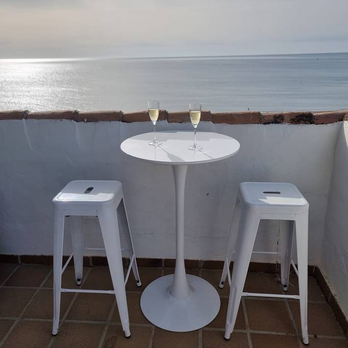 Apartamento entero, Marina Duquesa 2431 Beach Front in San Luis de Sabinillas, Manilva
