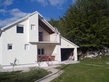 Casa Rural para 8 Personas en Sutorina, Bosnia y Herzegovina, Foto 1