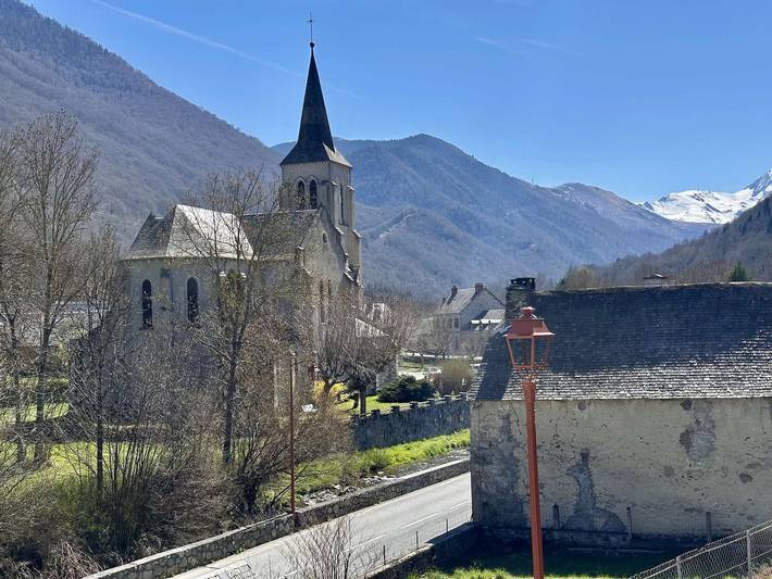 Location de vacances pour 6 personnes, avec jardin et terrasse à Bordères-Louron