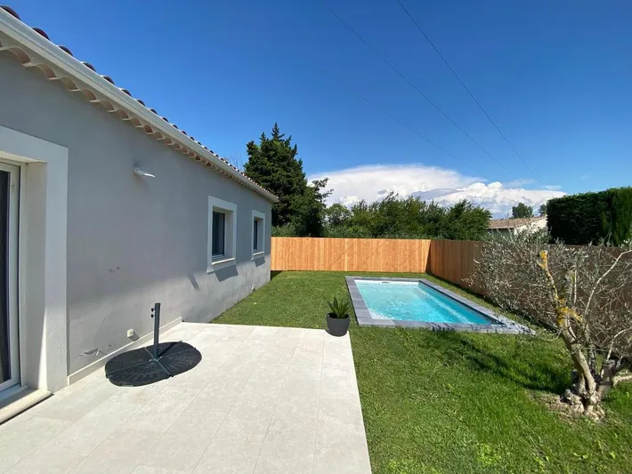 Villa für 6 Personen, mit Pool und Garten - 1