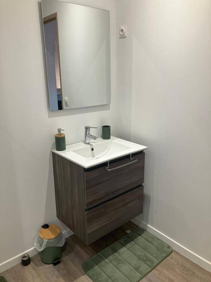 Maison d’hôte pour 2 personnes, avec jardin et piscine ainsi que terrasse et vue à Gignac - 4