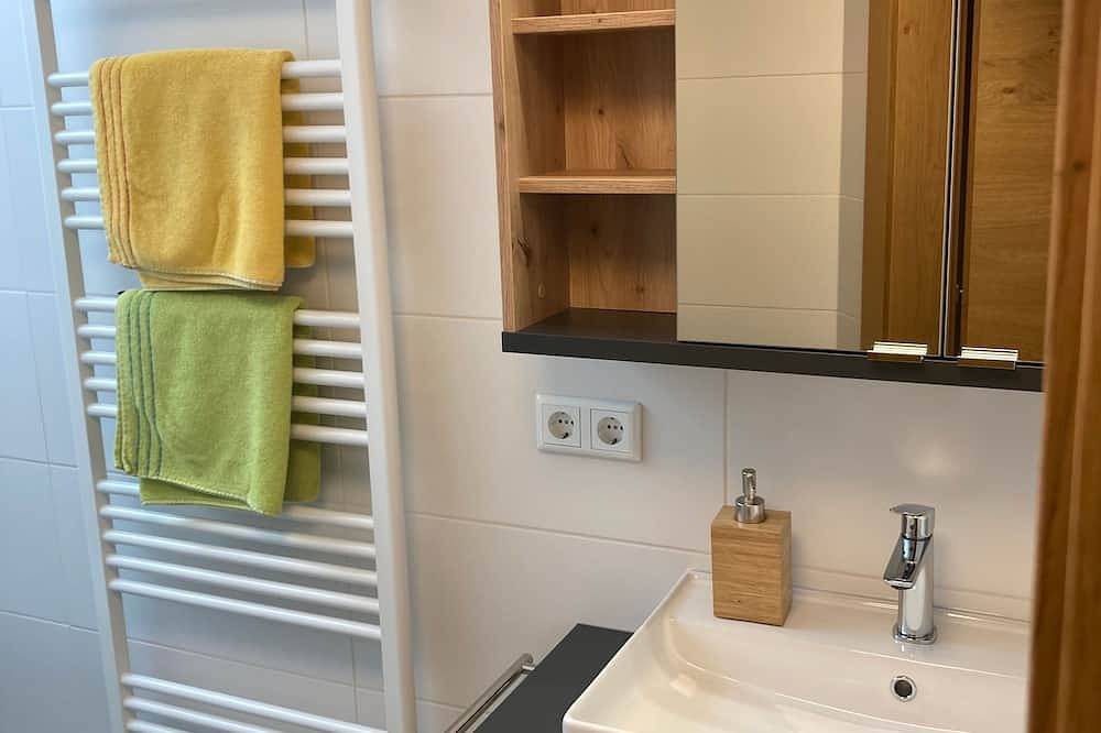 Ferienwohnung Seeblick 2. Stock - Pension Winter Am Irrsee in Salzkammergut-Berge, Mondsee & Irrsee