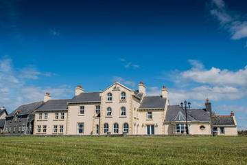 Ferienhaus für 16 Personen, mit Garten, mit Haustier in County Clare