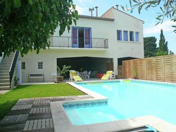 Gîte pour 7 personnes, avec terrasse ainsi que piscine et jardin, animaux acceptés à Talairan