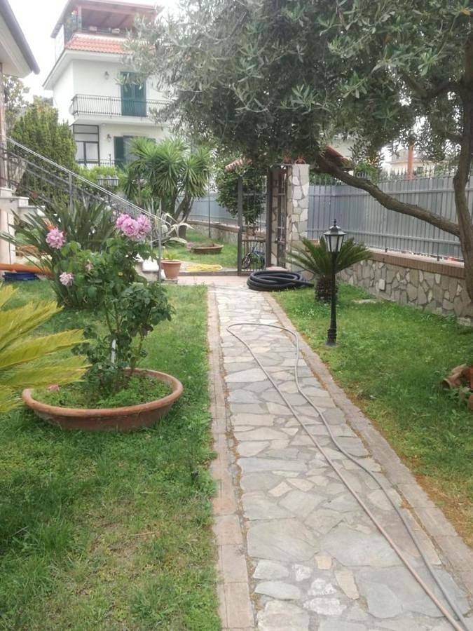 Chambre d’hôte pour 2 personnes, avec vue et jardin dans Sant'Anastasia - 3