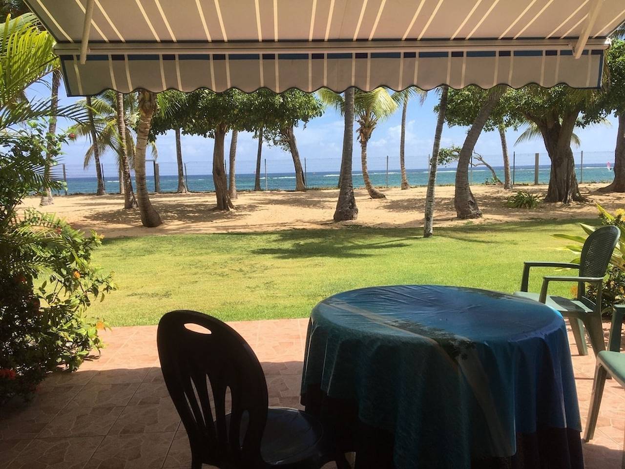 Ganze Wohnung, Moderne Wohnung mit Meerblick in Le Moule 38 m² - Terrasse. in Le Moule, Guadeloupe