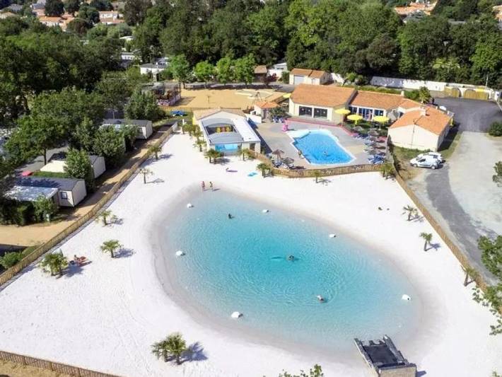 Location de vacances pour 5 personnes, avec Bassin pour enfant à Bois-de-Céné