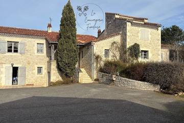 Gîte pour 17 personnes à Montayral
