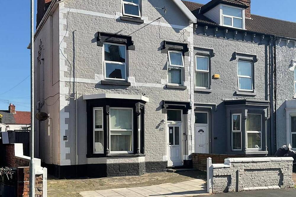 Apartment for 4 People in Merseyside