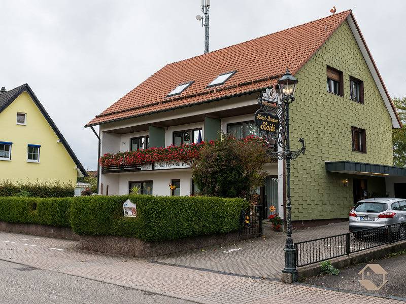 Hotel Pension Heidi - Einzelzimmer mit Dusche/Bad in Dobel, Nordschwarzwald