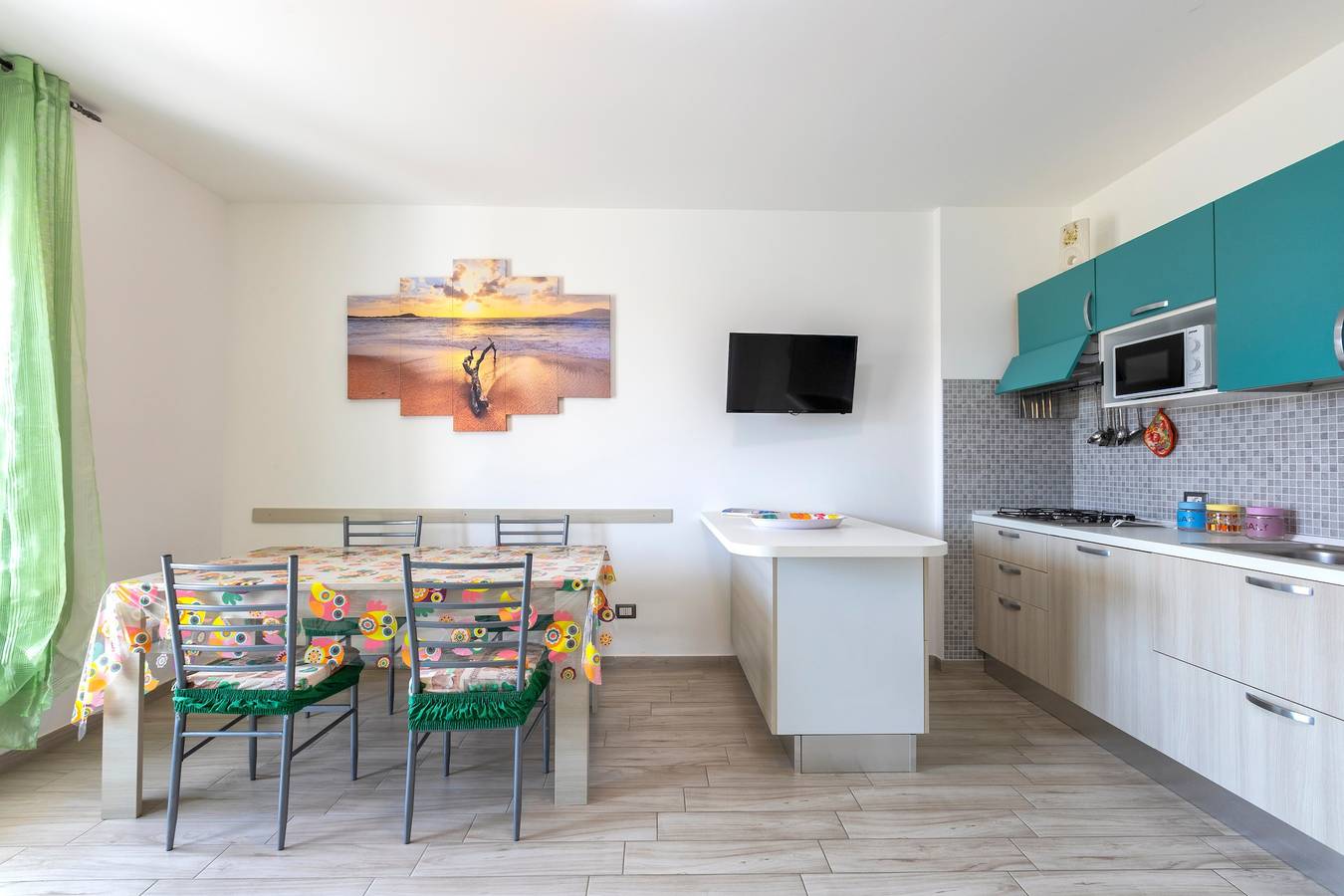 Appartamento intero, Appartamento "Tirreno" vicino alla spiaggia con A/C, Balcone e Terrazza in Lido San Giovanni, Alghero