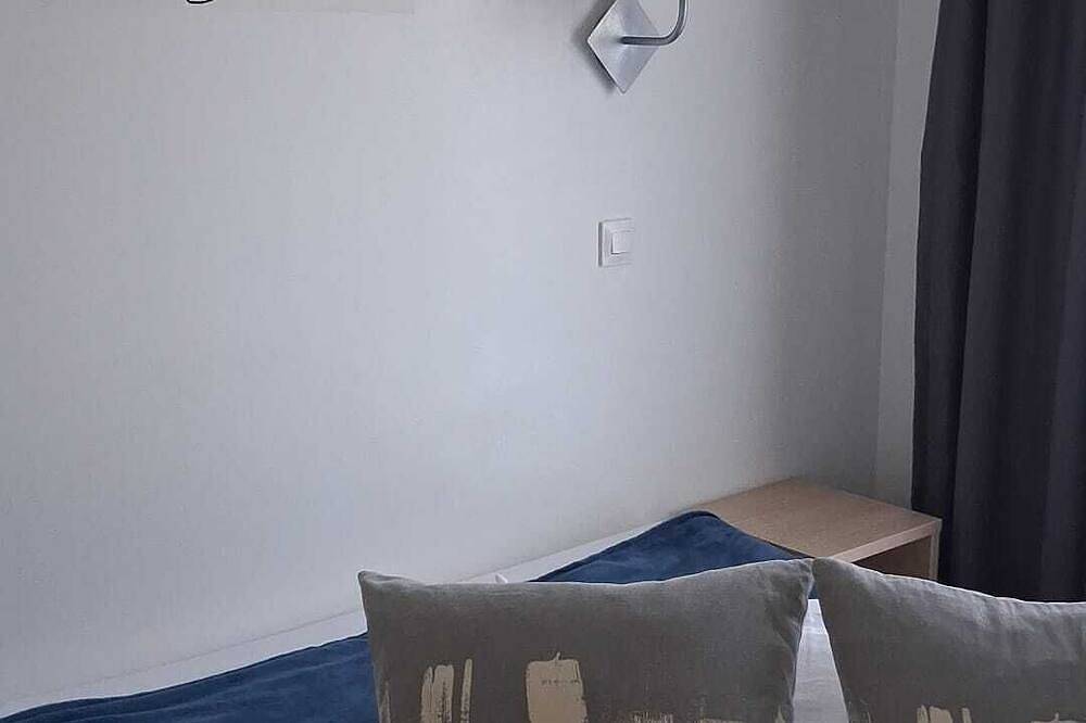 Entire apartment, Your charming little apartment near Disneyland! in Serris, Seine-et-Marne