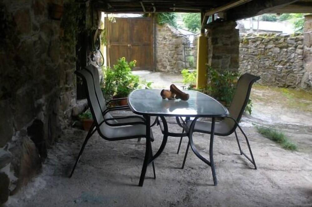 Casa Bartolín for 4 people in Xedré, Cangas del Narcea